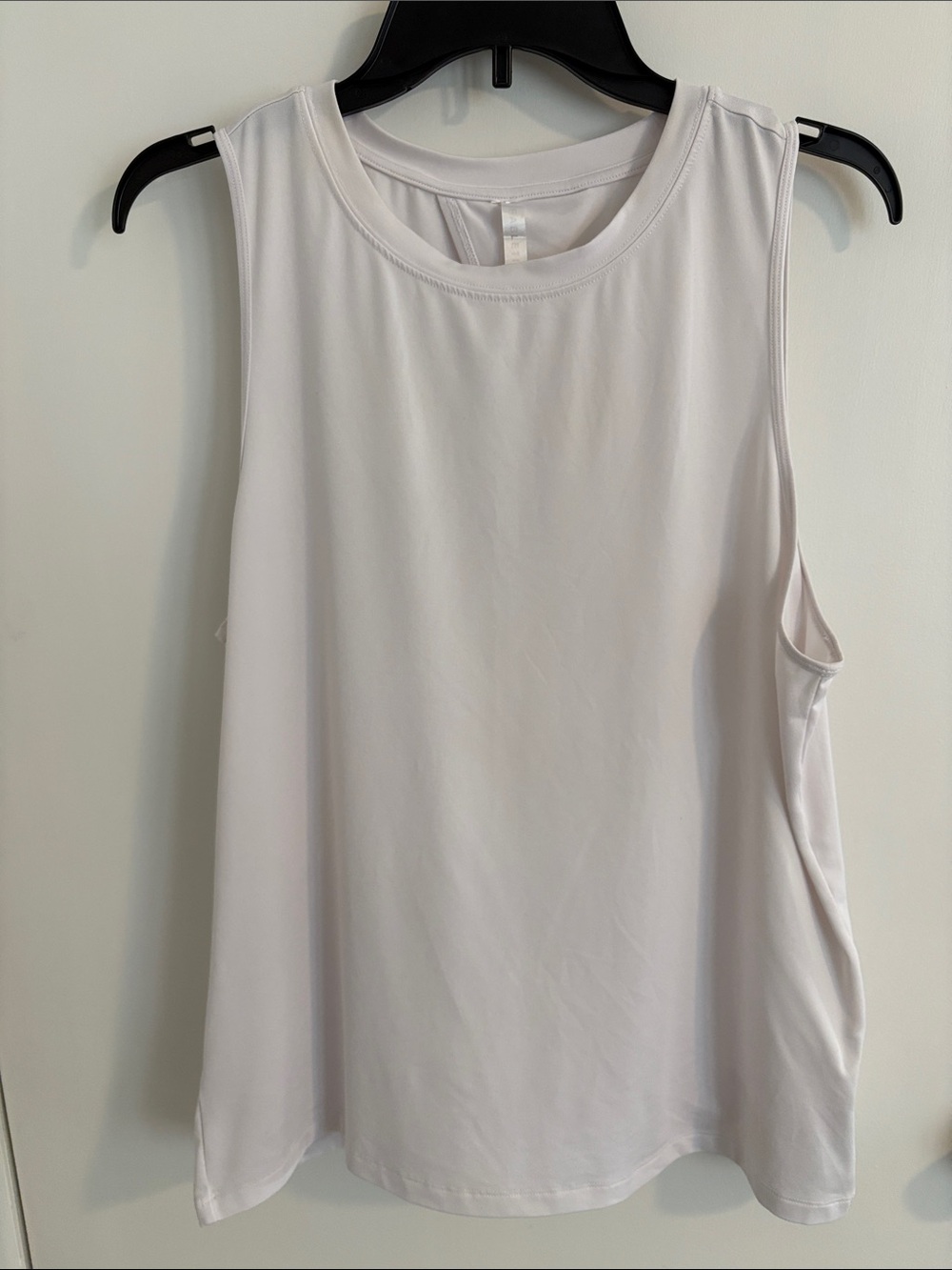 Women's Sleeveless Open Back Performance Tank Top - White
